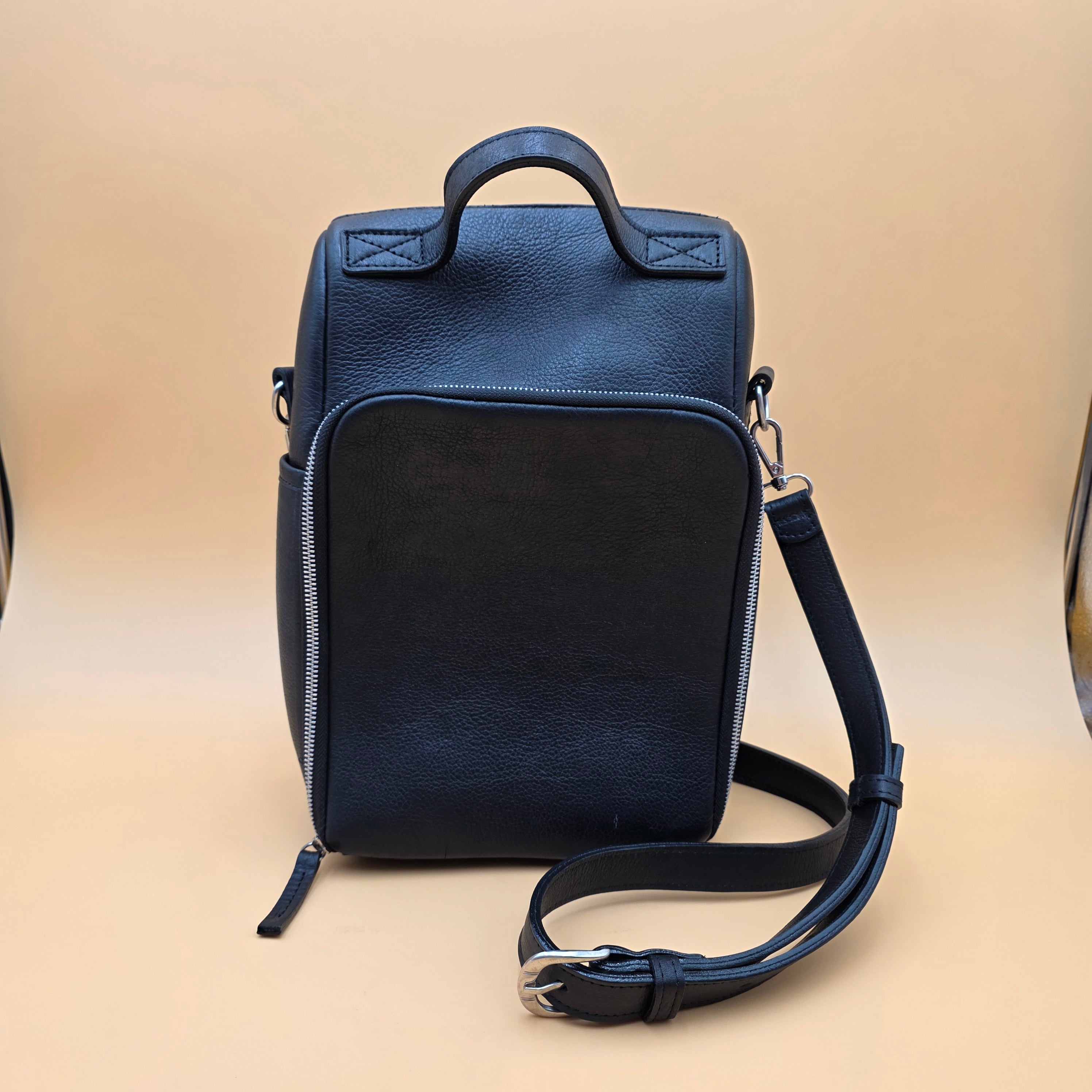 Handcrafted Leather Wine Bottle Carrier