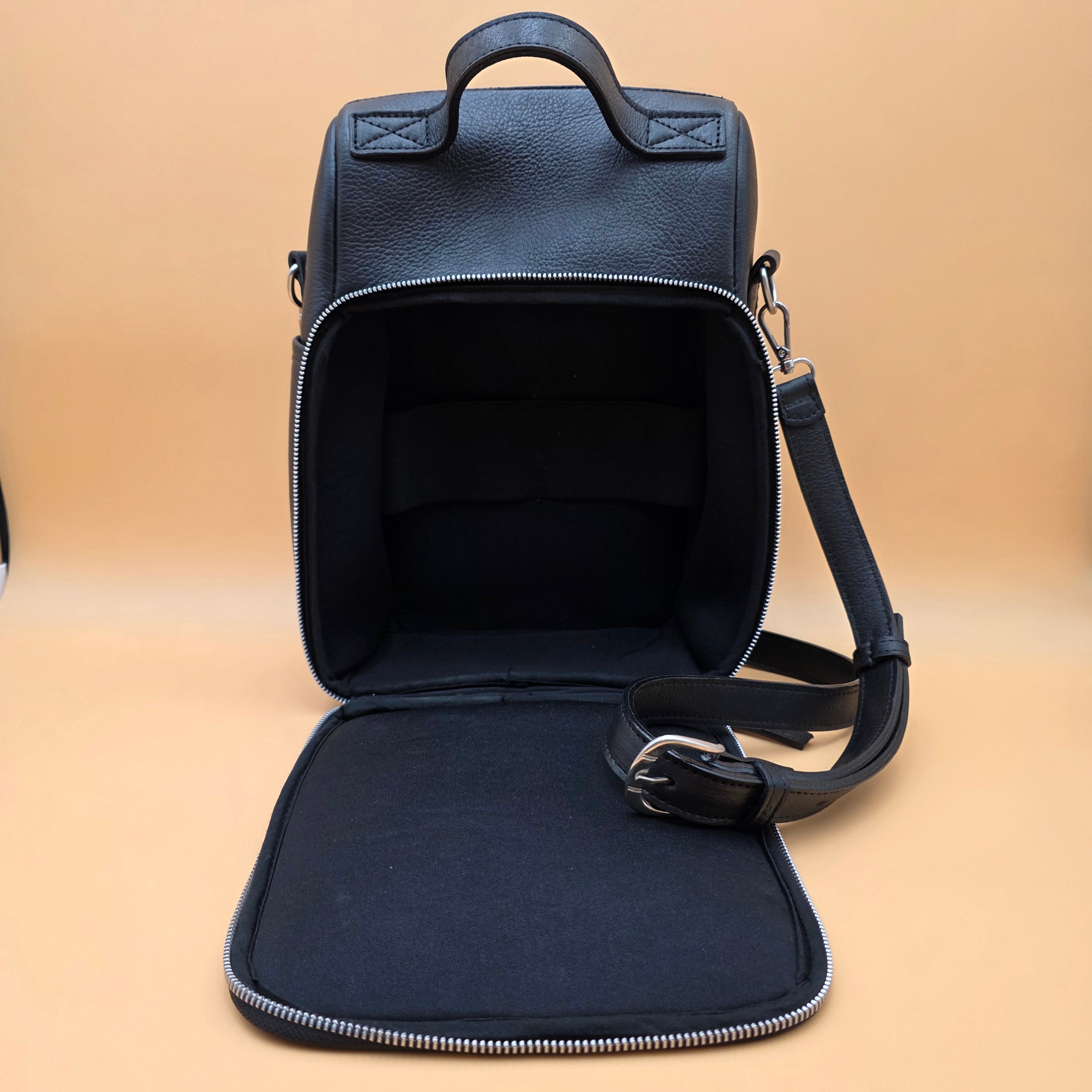 Handcrafted Leather Wine Bottle Carrier