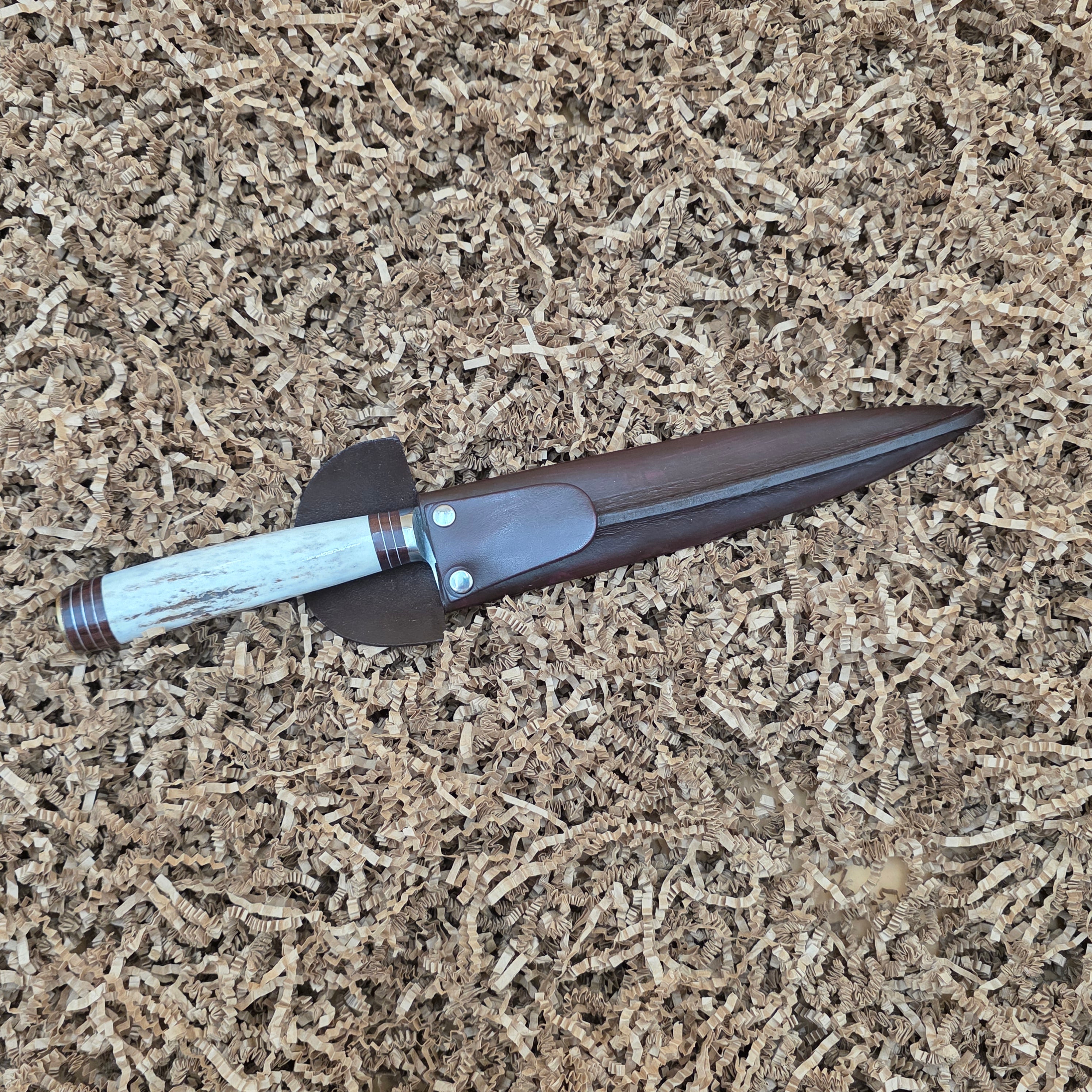 The Gaucho Carver & Leather Sheath