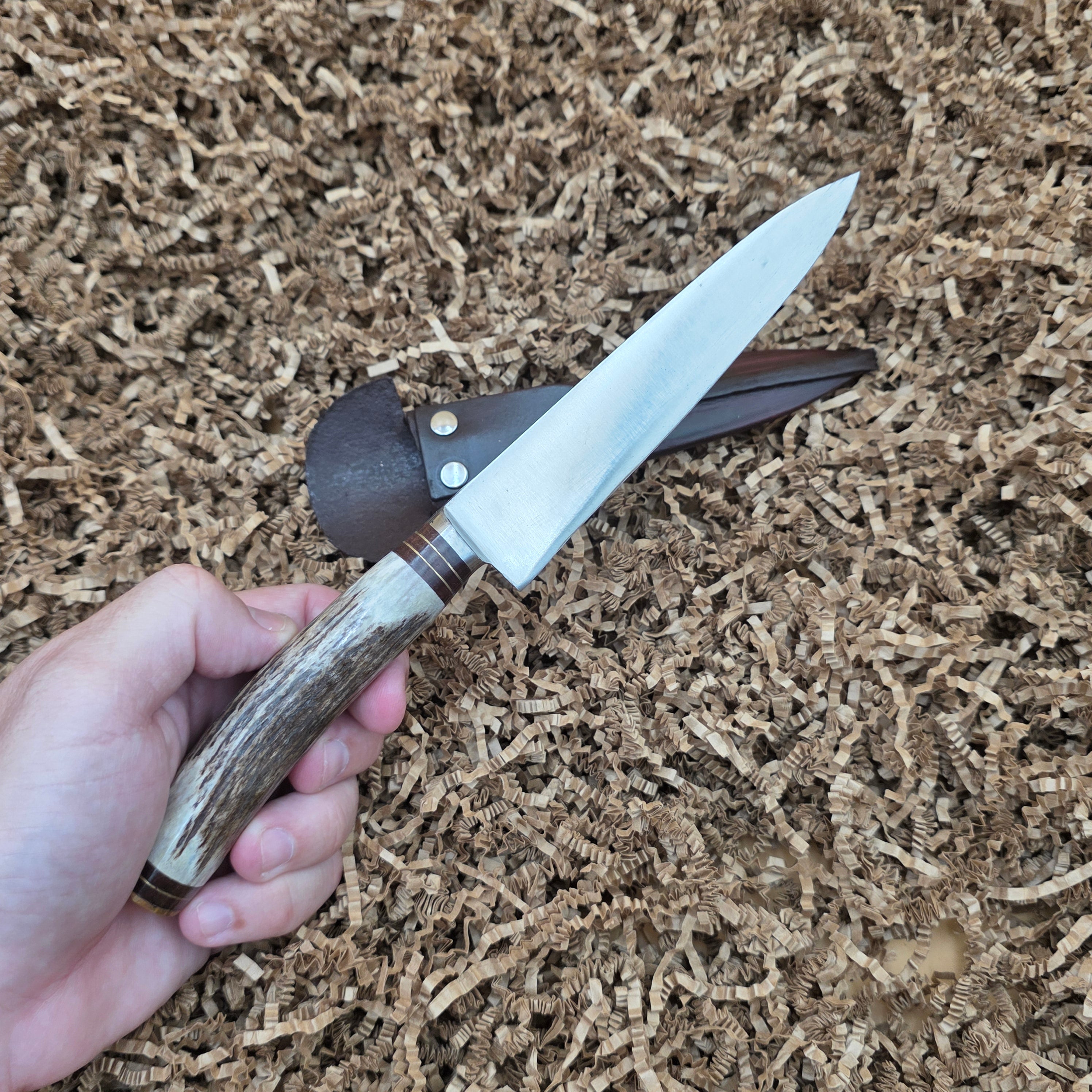The Pampas Blade with Leather Sleath